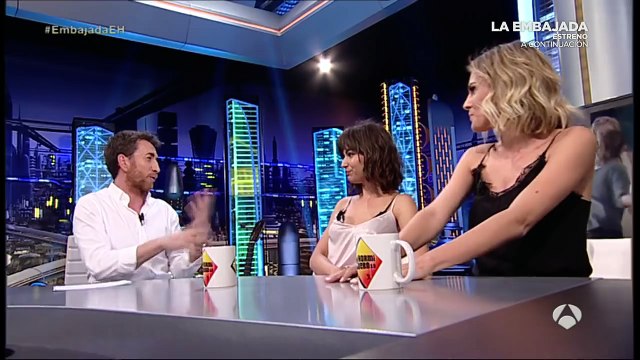 Úrsula Corberó y Amaia Salamanca nos hablan de La Embajada - El Hormiguero 3.0