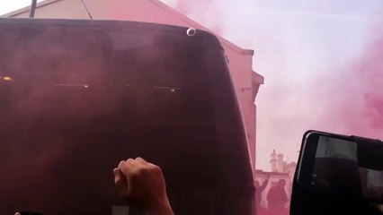 An incredible welcome for the Liverpool FC team bus on Anfield Road tonight