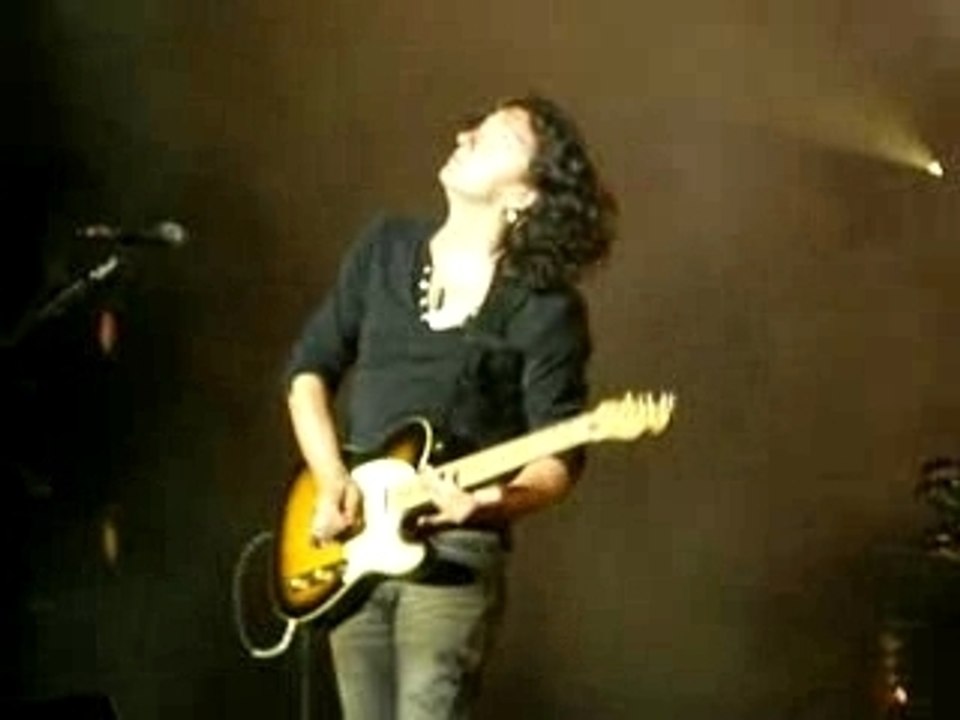 Roger Waters Bercy "Comfortably Numb part 2"