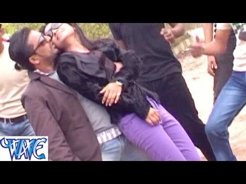 HD चिमनी में खुटा गाड़ देब - Khuta Gaad Deb - Choli Me Danger Saman - Bhojpuri Hot Songs 2015 new