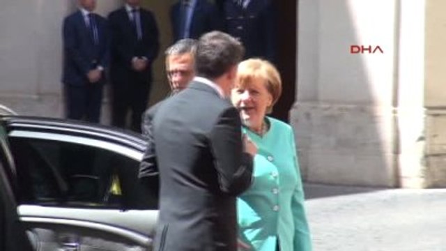 Merkel ve Renzi Mülteci Sorununu Görüştü ?türkiye ile Yaptığımız Anlaşmayı İlerletmeliyiz