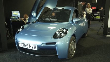 سيارات تعمل بالهيدروجين بمعرض في لندن