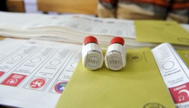 Yüksek Seçim Kurulu: Kaşe İhalesi Erken Seçim İşareti Değil