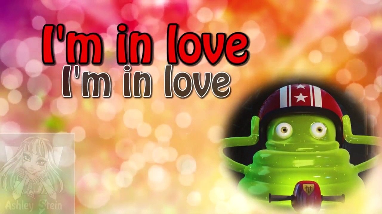 Lyric Video “I'm in love with a monster“ l Ashley Stein