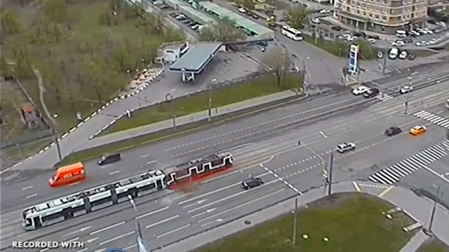 Два трамвая столкнулись в Москве