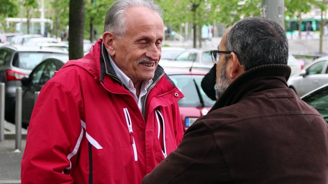 Le DP-Bus du débat public EuropaCity à Sarcelles