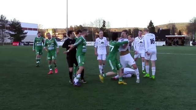 Tacle ultra violent de ce footballeur norvégien