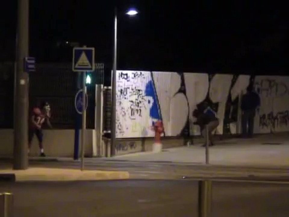 GRAFFITI TOUCHDOWN (REMI GAILLARD)