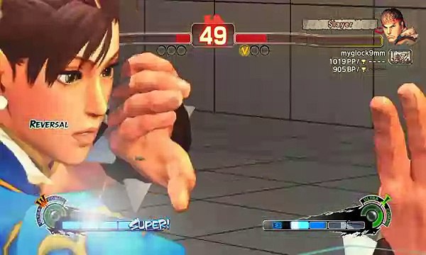 Ultra Street Fighter IV battle: Chun-Li vs Ryu