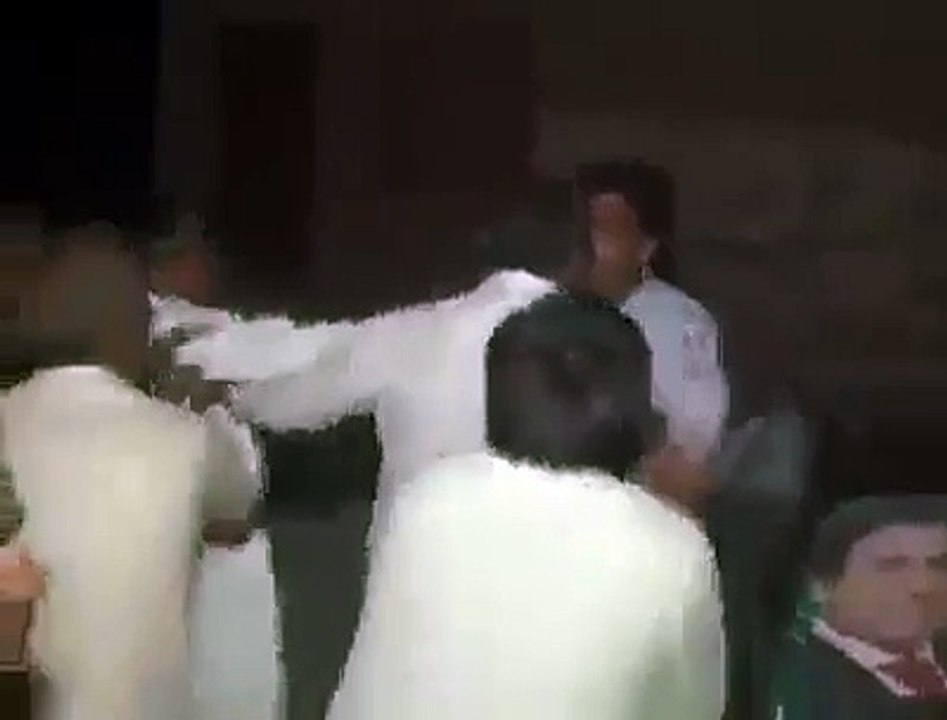 Watch What People Did With PMLN Candidate in Punjab