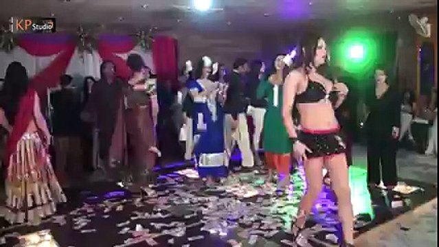 Lucky Leone Performing Desi Look @ Private Mujra Party 2016