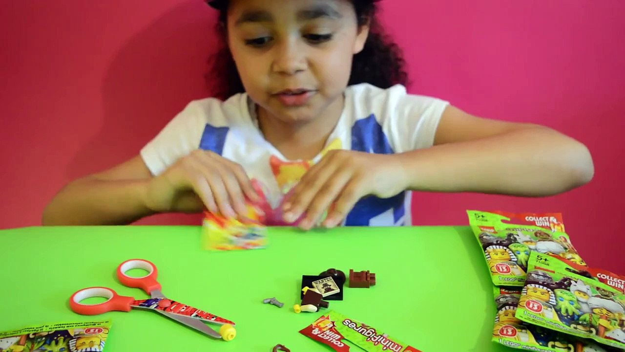 LEGO MINIFIGURES SERIES 13 BLIND BAG OPENING Surprises! | Toys AndMe