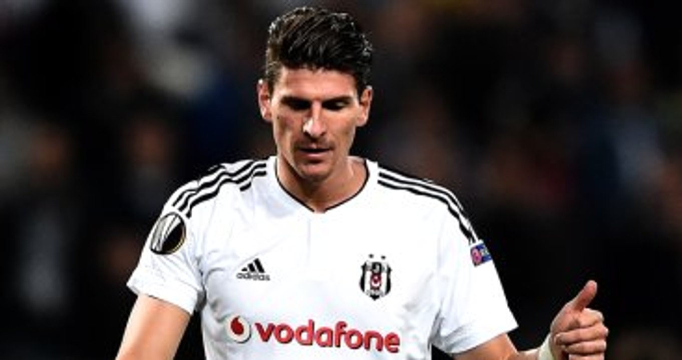 Mario Gomez, Terör Saldırıları Nedeniyle Takımdan Ayrılacak
