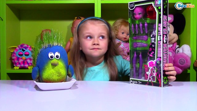 Монстер Хай. Распаковка и обзор куклы-конструктор от Ярославы. Видео для детей. Doll Monster High