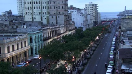 Le défilé Chanel à Cuba