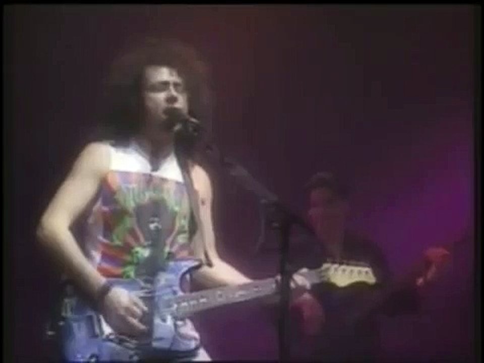 Toto Live " I Won't Hold You Back".