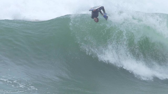 Surf - Adrénaline : Session aérienne de bodyboard sur la côte basque pour Pierre Louis Costes