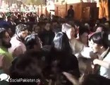 Misbehave with Girl in PTI Jalsa, another Shameful video - SocialPakistan.pk