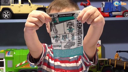 ✔ Трансформеры. Игорек распаковывает нового друга – Ultra Magnus Transformers / Видео для детей ✔