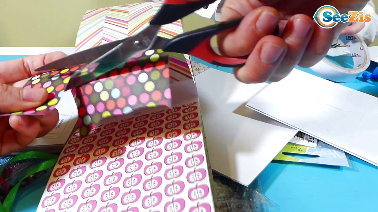 ✔ Фиксики и Девочка Маша делают Открытку ко Дню Учителя в ФИКСИ лаборатории / Fixiki and Masha ✔