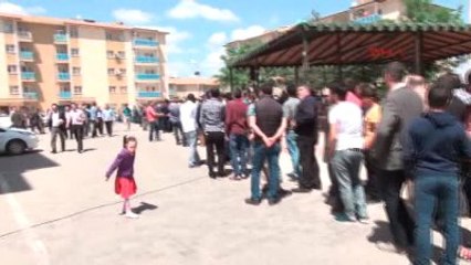 Mardin'de Şehitler İçin Verilen Mevlitte 300 Metrelik Kuyruk Oluştu