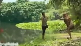 Crocodile Attack and Killed A Beautiful Girl Taking Picture