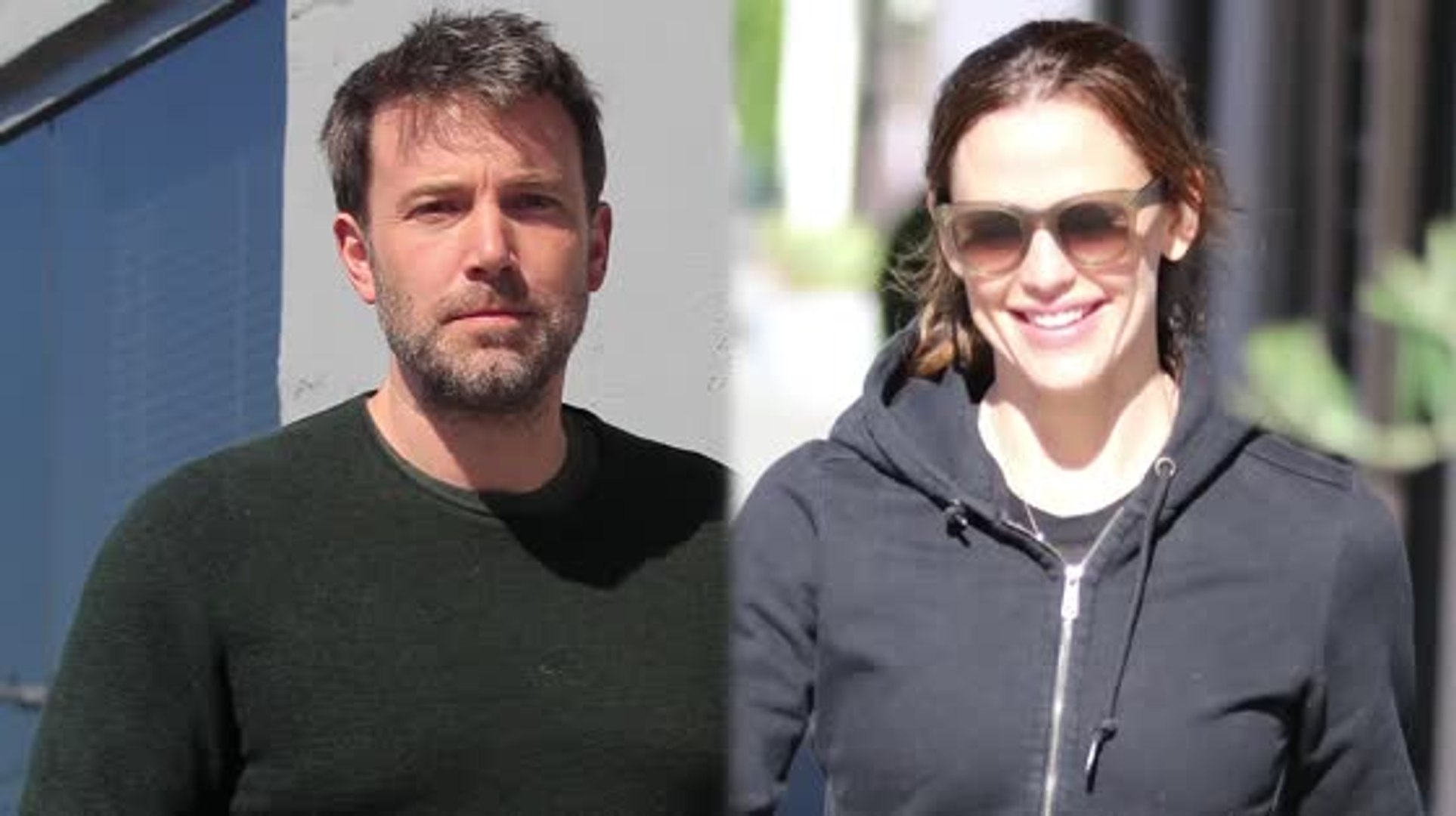 ⁣Ben Affleck and Jennifer Garner Were Spotted Kissing