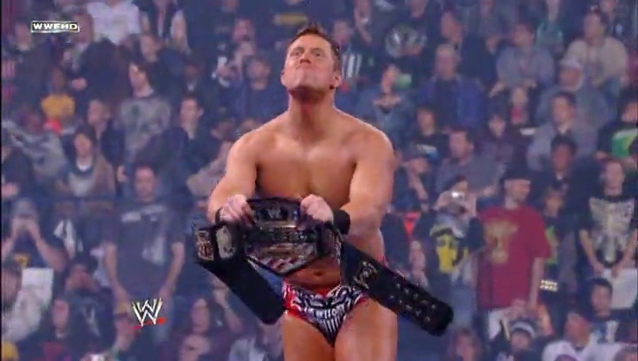 WWE Bragging Rights 2009  John Morrison vs The Miz