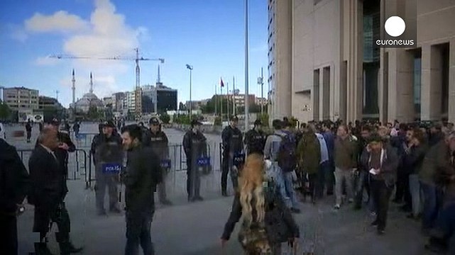 سوء قصد نافرجام علیه جان دوندار، روزنامه نگار مخالف دولت ترکیه