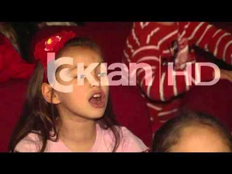 FEMIJET NE TEATER