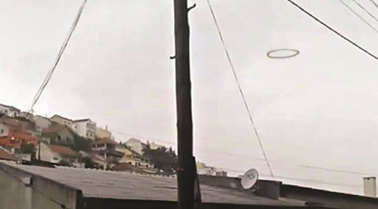 Fenómeno bizarro nos céus da Amadora está a assustar as redes sociais! Mas que será "isto"?