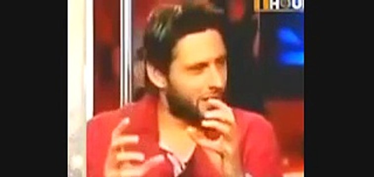 Watch Waqar Younis's comments about Afridi when Waseem Badami played his old clip