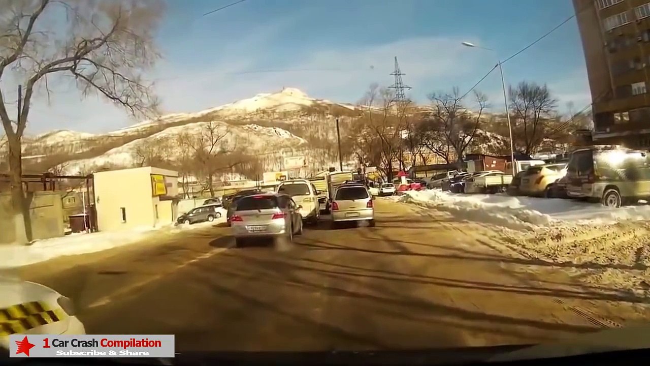 Car Crashes, Crazy Drivers & Road Rage | Compilation MARCH 2016 #24