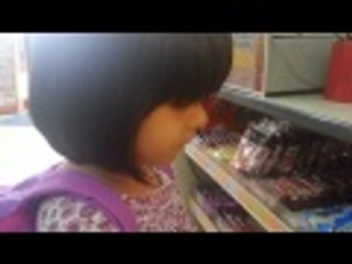 Avi Buys Her First Ice Cream Cone!