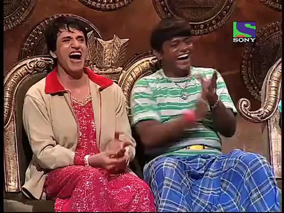 Shakeel Siddiqi Flirts With Sarween Chawla...