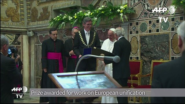 Pope invokes Europe's founding fathers as he wins EU prize