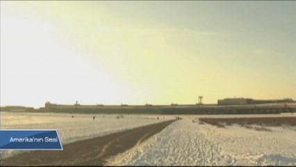 Havaalanı Mültecilerin Barınma Alanı Oldu