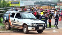 Quatro pessoas morrem em acidente com carreta em São Sebastião (26/03/2014)