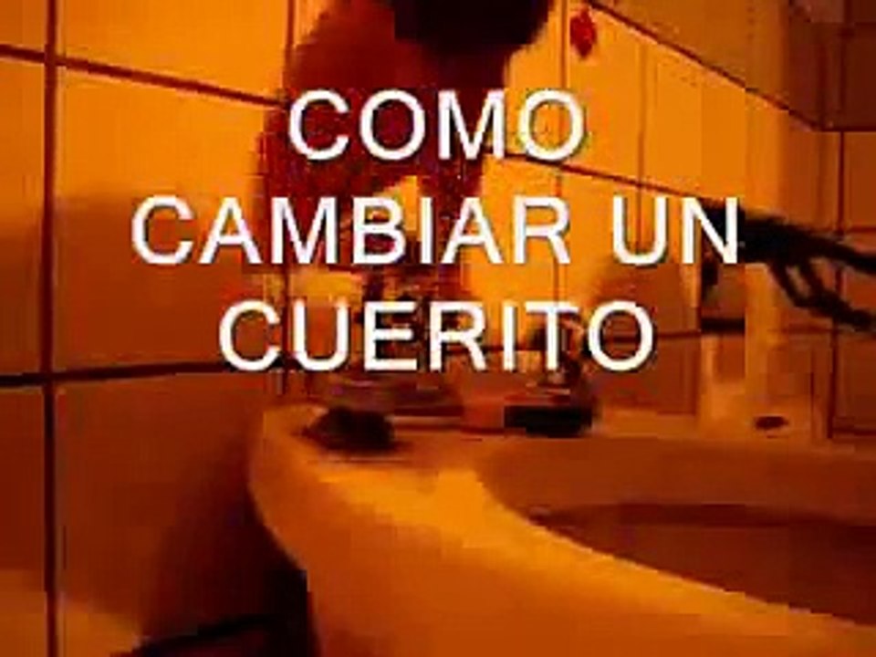 Como cambiar un cuerito de la canilla