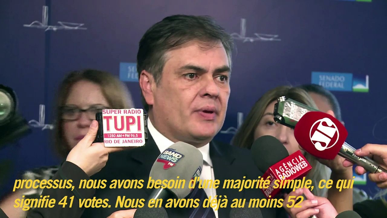 Brésil: réactions de sénateurs sur la procédure de destitution
