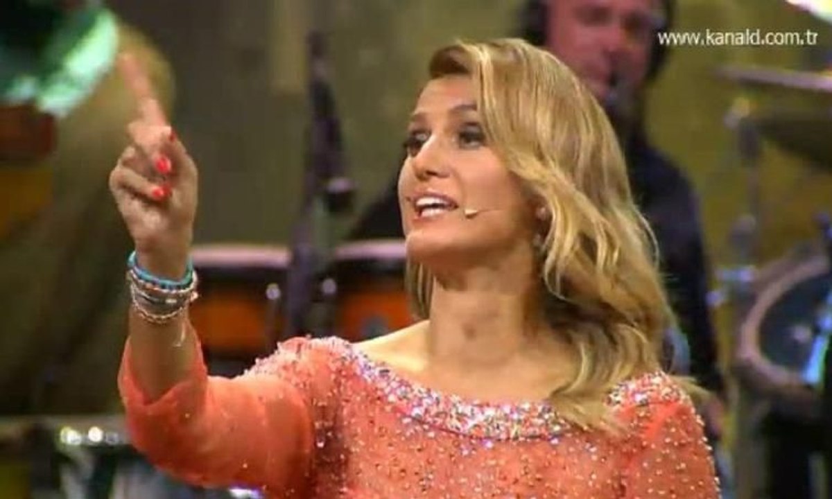 Tuğba Özay Beyaz'a meydan okoudu!