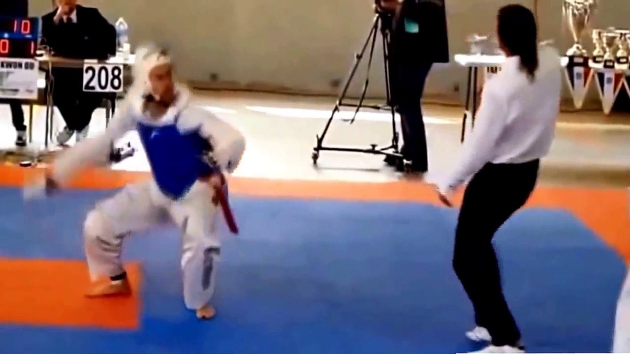 Funny Sports Bloopers Fail Compilation !!! Sports Bloopers Youtube Video