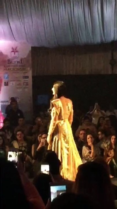 BCW Bridal Couture Week 2016 Hot Mawra Hocane
