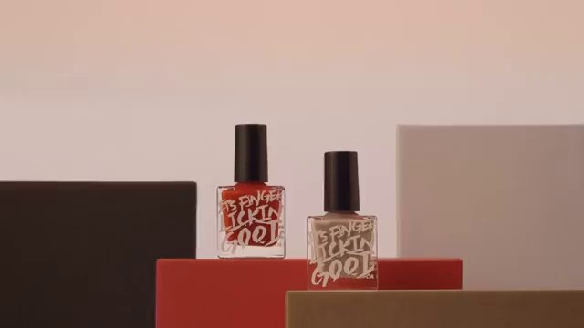 Nouveauté KFC débile : Un vernis à ongles au goût de poulet