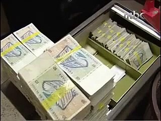 !!!مواطن تونسي يرفض 120 مليـار تعاليقكم