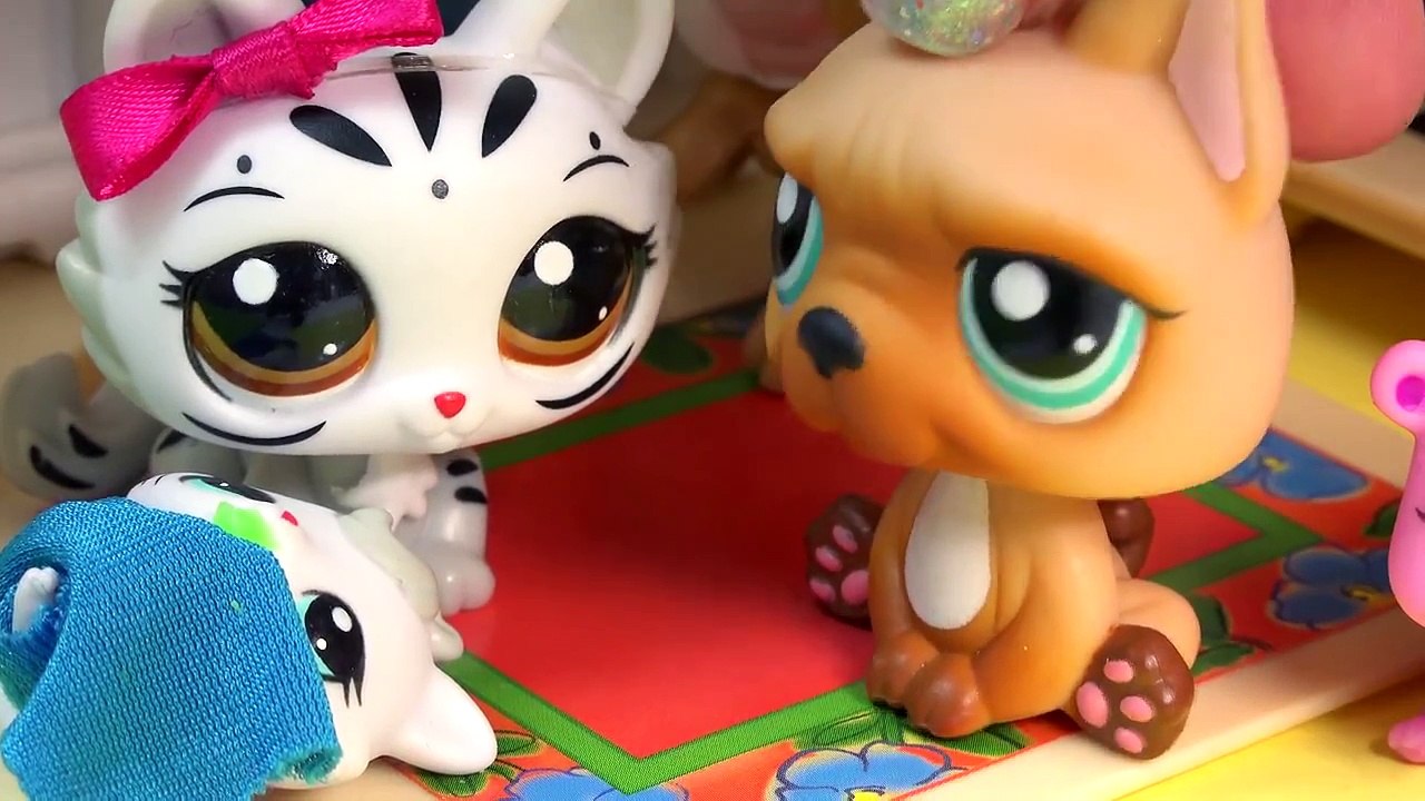 LPS Flashback Mommies Part 53 Littlest Pet Shop Series Video Movie LPS Mom Babies Cookiesw
