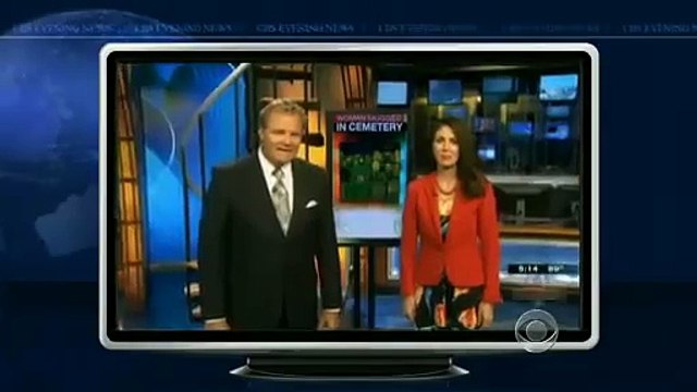 La vieille veuve visite la tombe de son mari, quand elle se retourne, elle n'arrive pas à y croire!