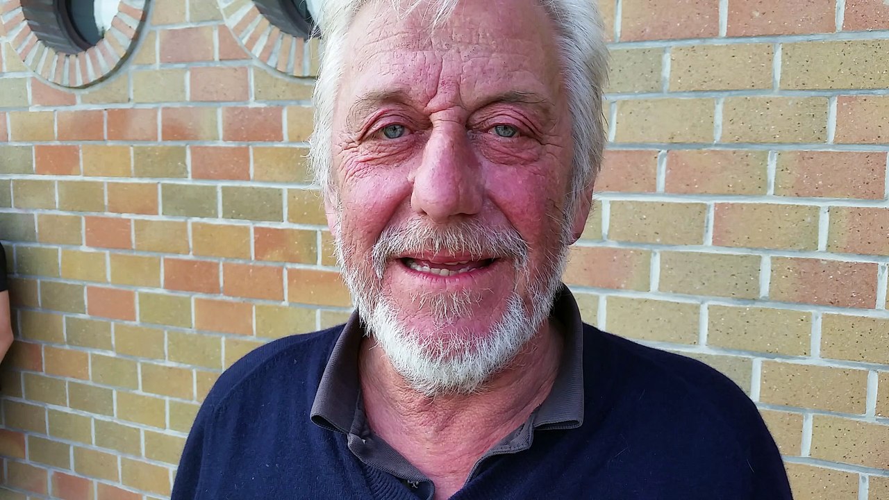 Mons: Bruce Willis et San Goku saluent les lecteurs de la DH (VIDEO 2)