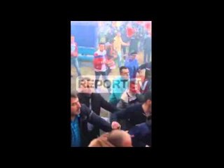 Report TV - Korabi dhe Luftëtari në Kategoria e Parë, sherr masiv në Pogradec