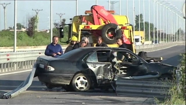 Aksident tragjik, humbin jetën dy fëmijë - Top Channel Albania - News - Lajme